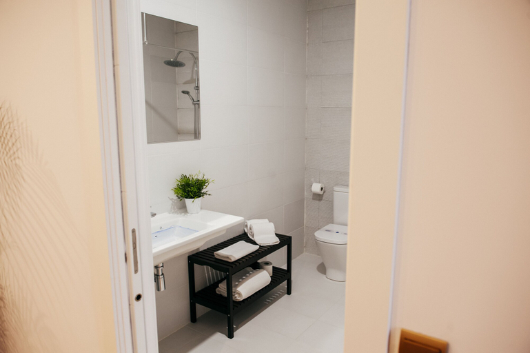 Bathroom 3, Art Suites Santander, Cantabria