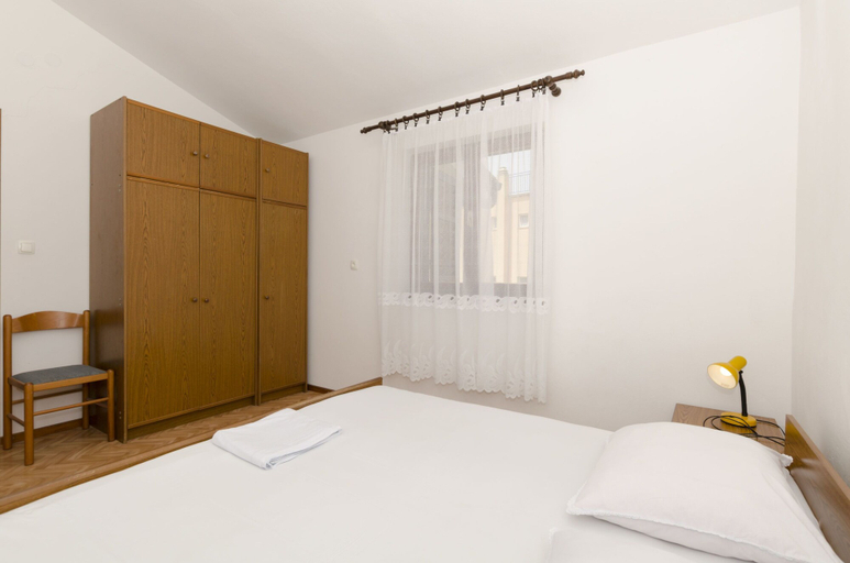 Bedroom 1, Apartment Damir, Primošten