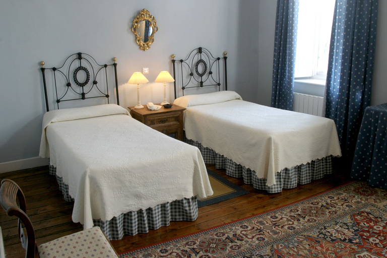 Bedroom 3, Hotel Casona El Arral, Cantabria