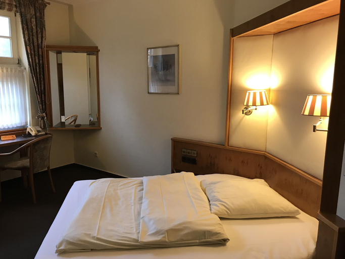 Bedroom 4, Aust Das Landhotel, Warendorf