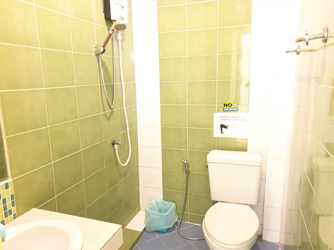 Bathroom 3, Sea Sun View Resort, Pattaya