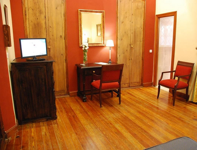 Others 4, Hotel Alvar Fañez, Jaén