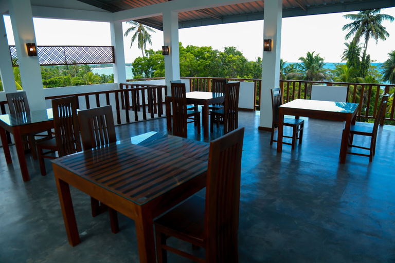 Food & Drinks 5, BV Residence, Tangalle
