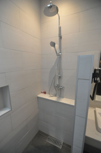 Bathroom 4, The Eight Ratvithi House, Muang Chiang Mai