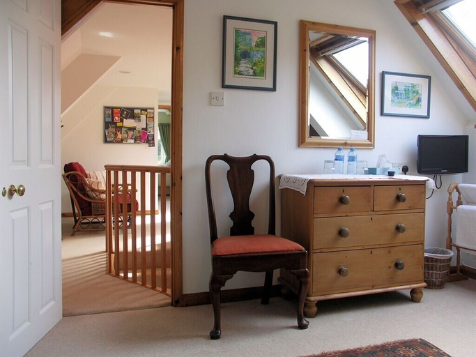 Others 4, Stay at Penny's Mill, Somerset