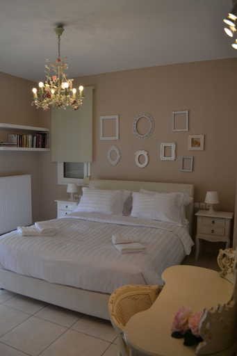 Bedroom 3, Villa Elena, Crete