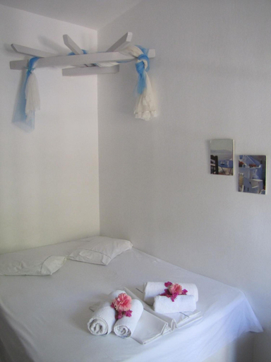 Bedroom 5, Eden Ios Rooms, South Aegean
