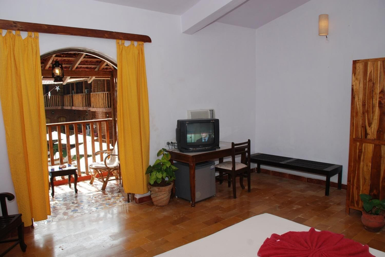 Others 4, Sea Breeze Village Baga, North Goa