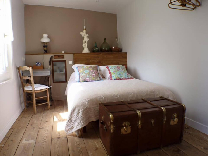 Bedroom 2, Maison de Faveri, Pyrénées-Atlantiques
