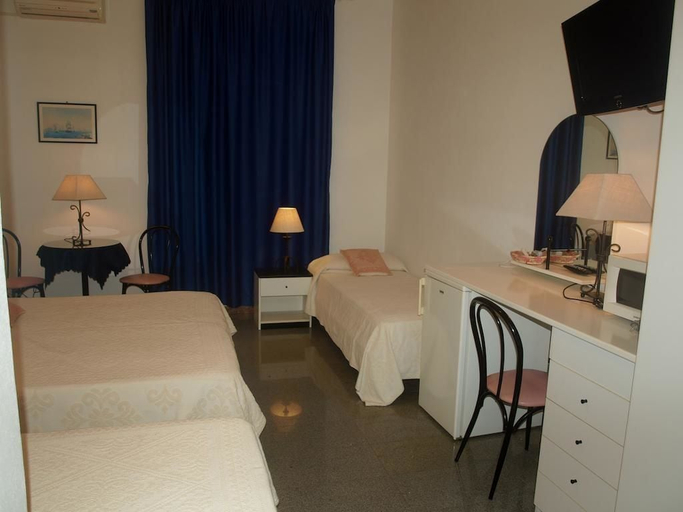 Bedroom 3, Hotel la Conchiglia, Olbia-Tempio