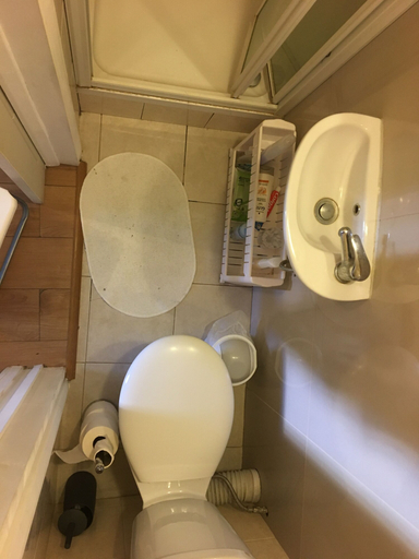 Bathroom 4, Stay in Kings Cross - Flat D, London