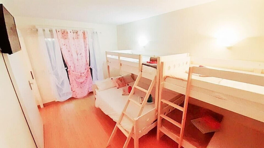 Bedroom 2, Résidence Cintray Parc, Eure