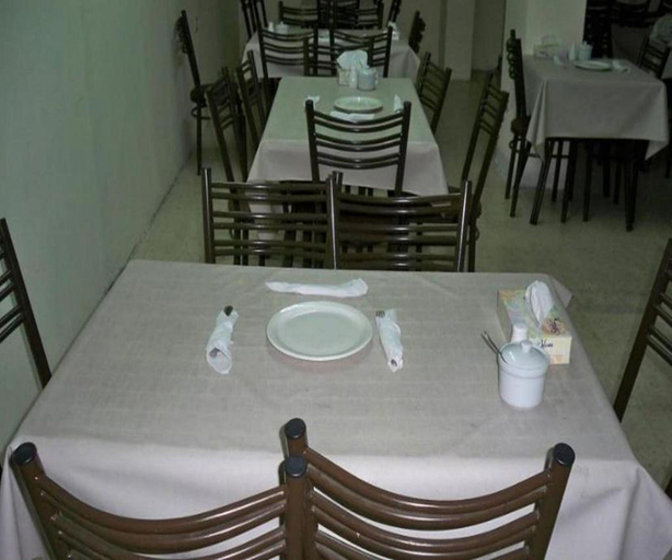 Food & Drinks 5, Kahramana Hotel, Amman