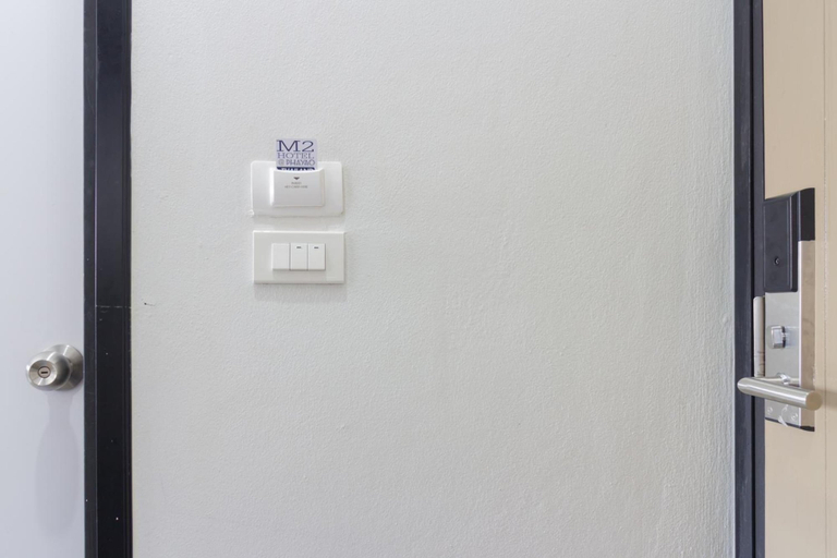 Bathroom 4, M2 Hotel, Muang Phayao