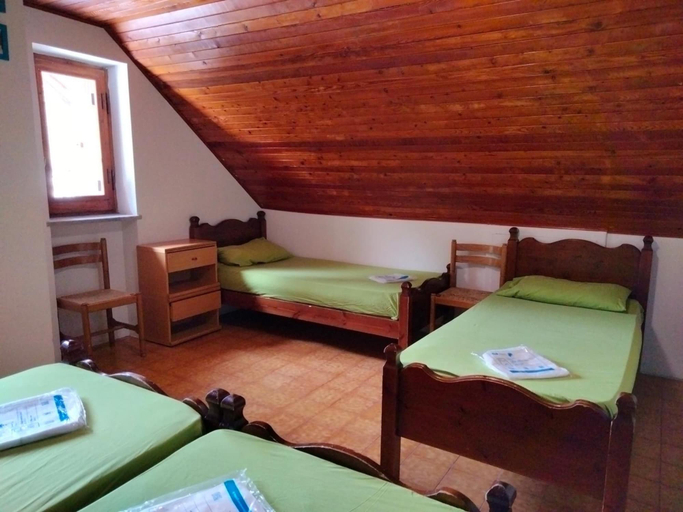 Bedroom 3, Rifugio La Capanna, Hautes-Alpes
