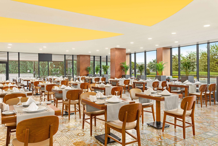Food & Drinks 5, Ramada Plaza by Wyndham Samsun, Merkez