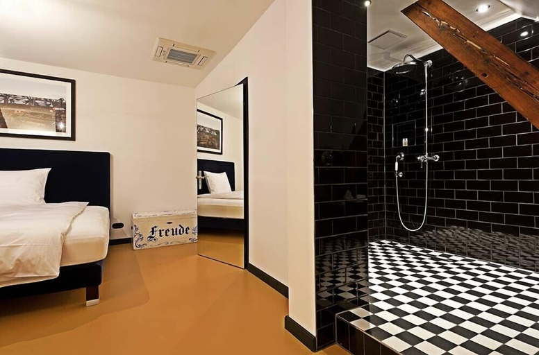 Bedroom 3, Haus Zauberflöte, Ortenaukreis
