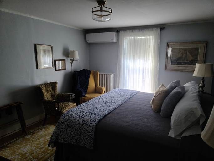Bedroom 3, Benjamin F. Packard House, Sagadahoc