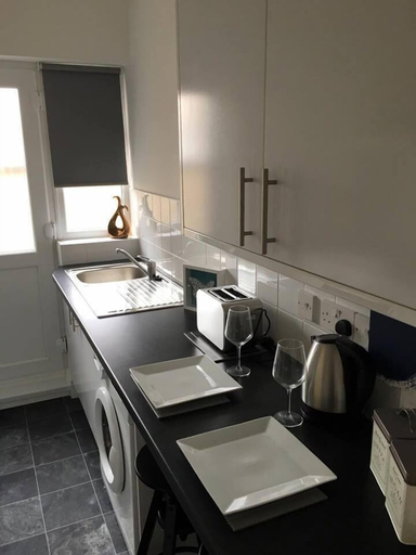 Others 4, Townhouse @ Allen St - Stoke, Stoke-on-Trent