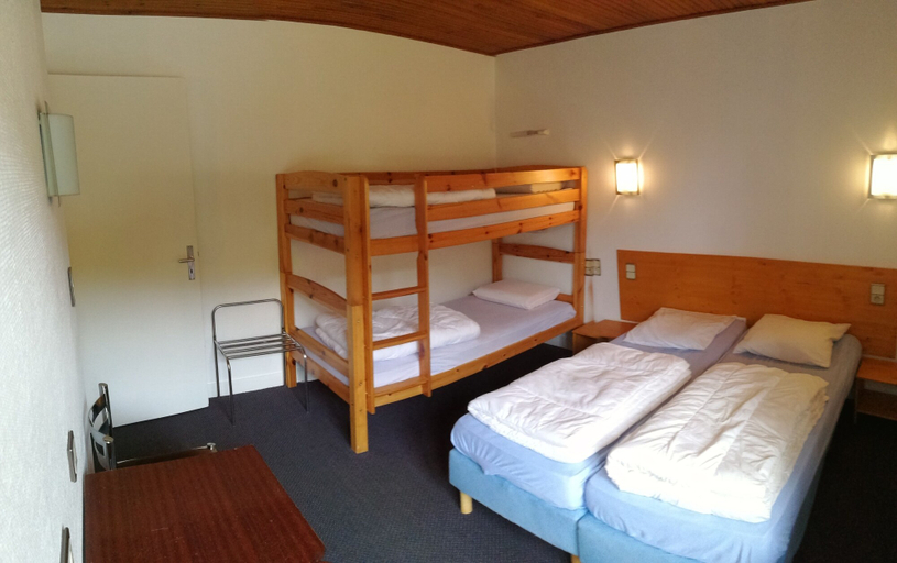 Bedroom 4, Les Sources, Vosges