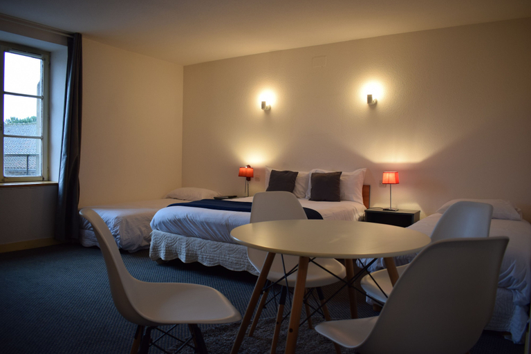 Bedroom 2, Hôtel de France, Vienne