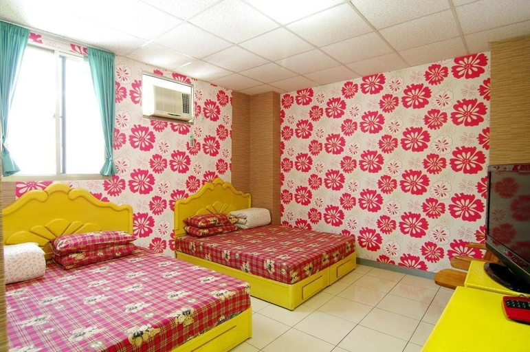Bedroom 2, Donghai Lodge, Taitung