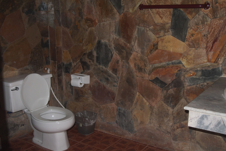 Bathroom 4, Khao Yai Country Hill Resort, Pak Chong