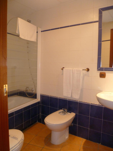 Bathroom 4, Hotel Paraje La Lambra, Jaén