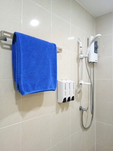 Bathroom 3, Island Patong Beachfront Apartments, Phuket Island