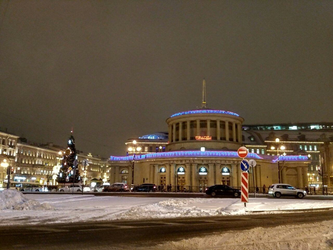 Exterior & Views, JUNGLE - Hostel, Sankt-Peterburg gorsovet