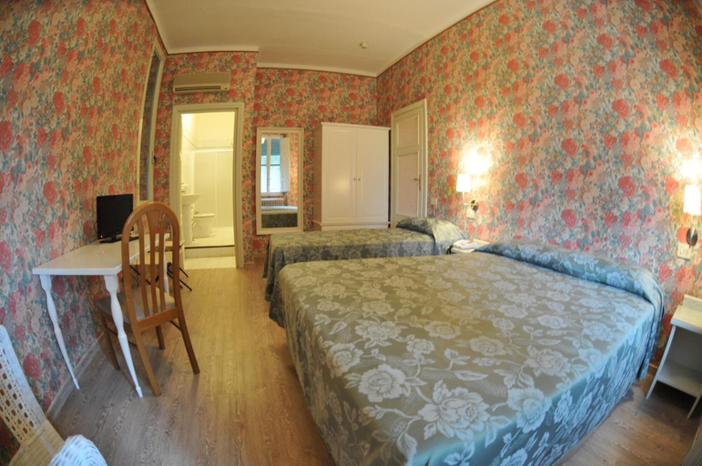 Bedroom 3, Hotel Stipino, Lucca