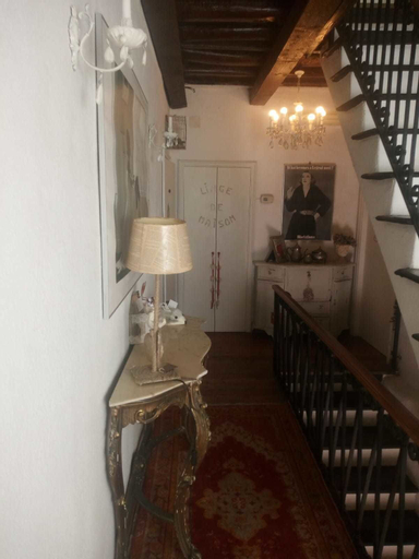 Others 4, B&B Casa Nan, Genova
