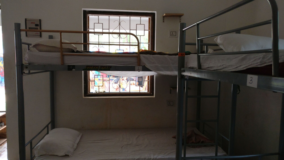 Bedroom 2, Pappi Chulo Hostel, North Goa