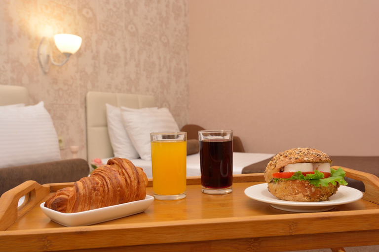 Food & Drinks 5, Apartment Dat Exx on the Marjanishvili, Tbilisi