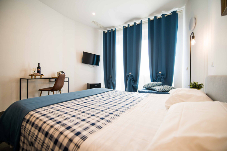 Bedroom 3, Quattro Briganti, Salerno