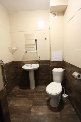 Bathroom 4, Salena Beach Hotel, Primorsko