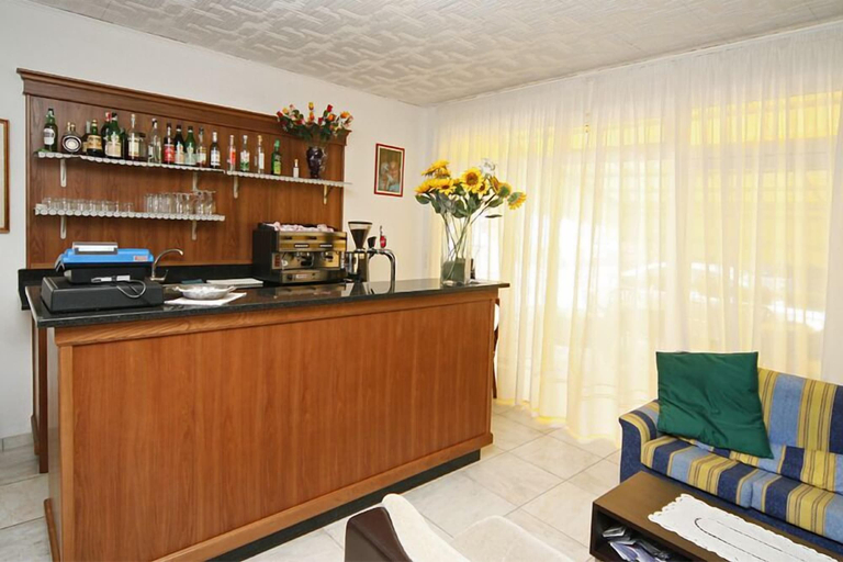 Others 5, Hotel Lucciola, Venezia