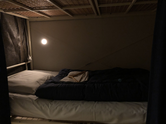 Bedroom 2, Guesthouse Shiawase Eki - Hostel, Fukuoka