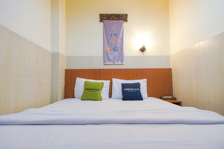 Bedroom 2, Urbanview Hotel 58 Bintaro by RedDoorz, South Tangerang