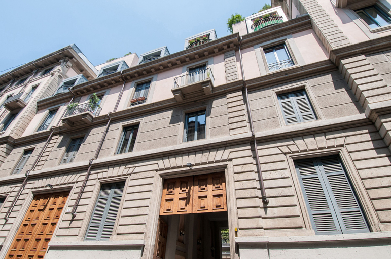 Exterior & Views 2, Brera Prestige B&B, Milano