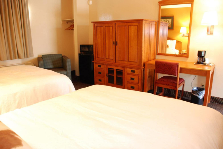 Bedroom 3, Apple Tree Inn Tyler Lindale, Smith