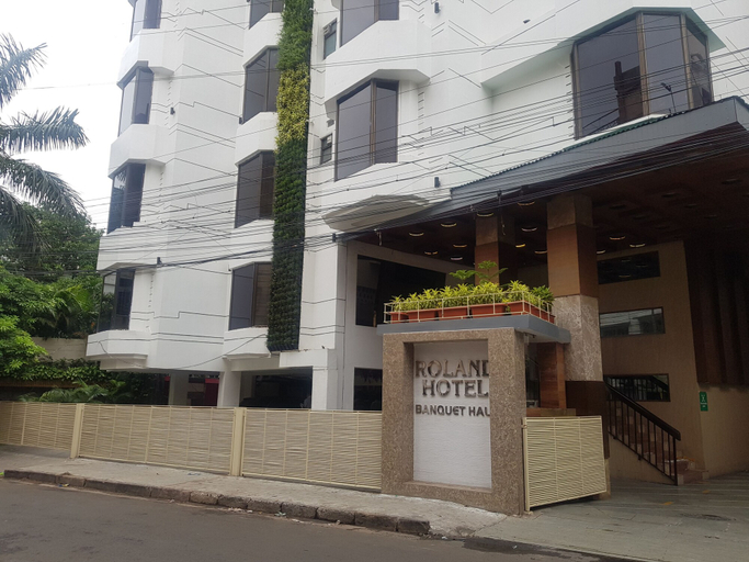 Exterior & Views 2, Roland Hotel, Kolkata