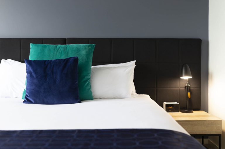 Bedroom 27
