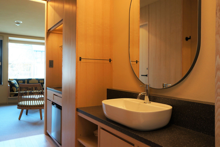 Bathroom 5, Kojinmari, Toyooka