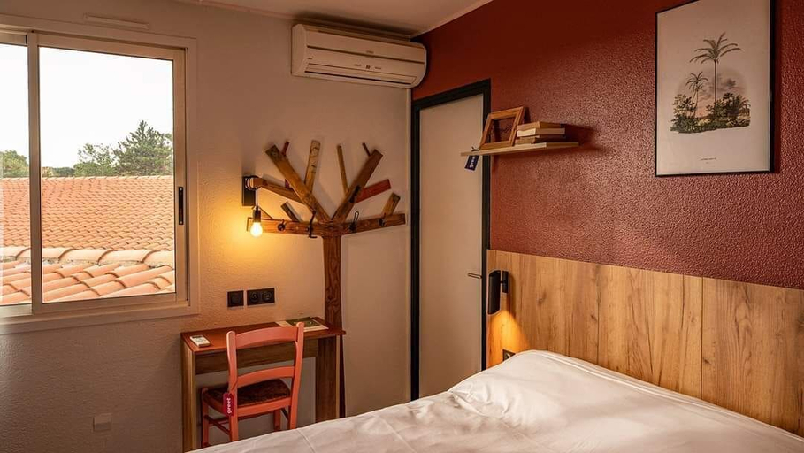 Bedroom 3, Greet Hotel Castres Saïx, Tarn