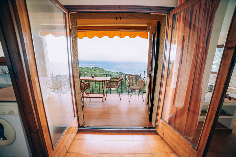 Others 5, Apartment with a Breathtaking View, Girona