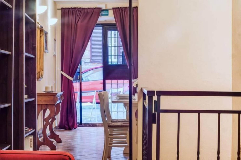 Others 5, Lovely Studio in Trastevere, Rome