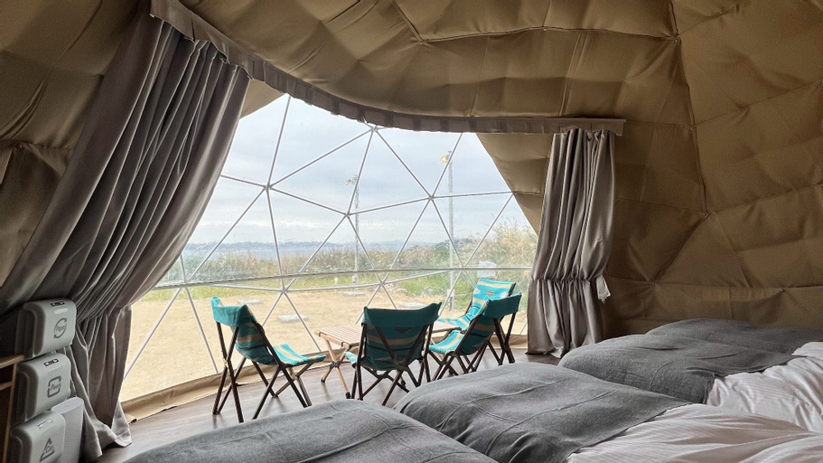 Exterior & Views 5
