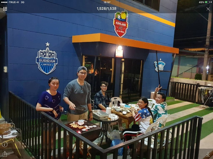 Food & Drinks 5, Koh Larn FC, Pattaya