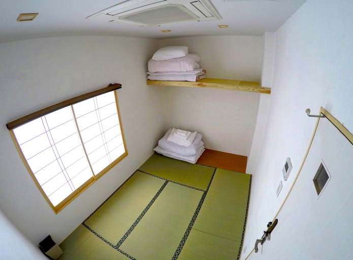 Bedroom 2, Hiroshima Hostel EN, Hiroshima